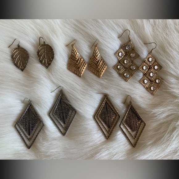 Bundle 5 Earrings - Picture 1 of 1